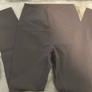 Lululemon Wunder Under 25’Length